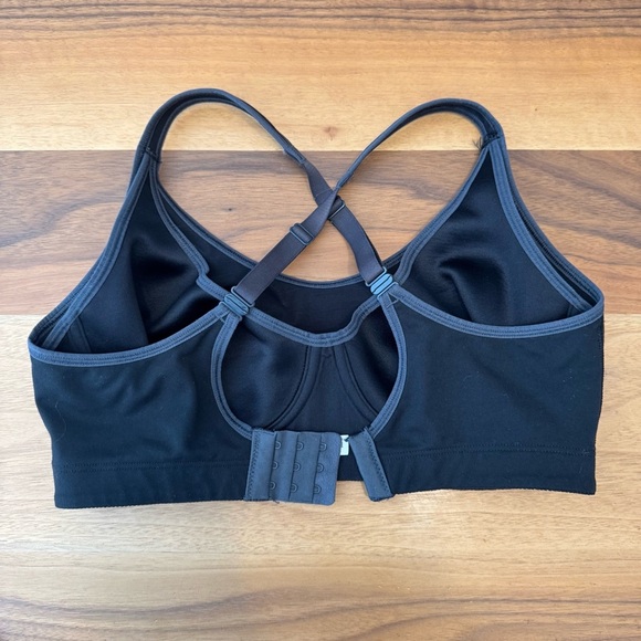 VS X Sexy Sport Black & Gray Sports Bra Sz. 34D - Picture 3 of 7